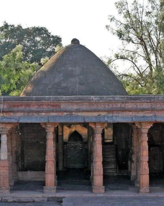 मुस्लिम पक्ष ने रिपोर्ट पर उठाए सवाल