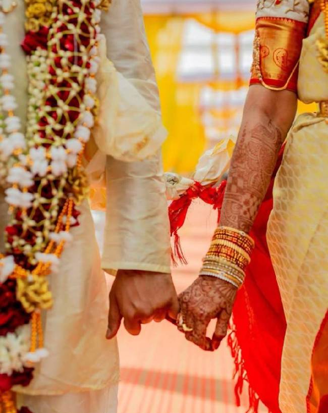वैवाहिक जीवन में कलह और संकट