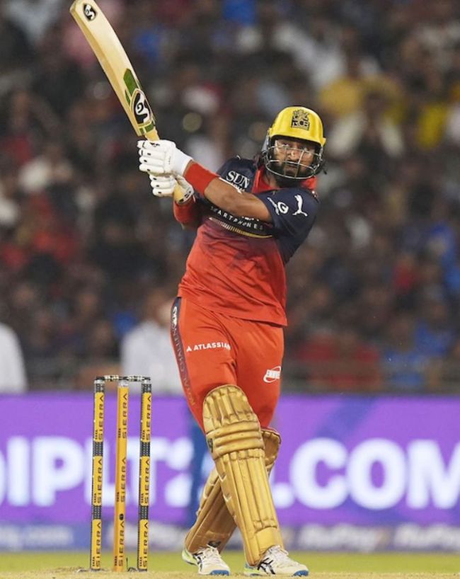 RCB के पास हैं इन फॉर्म ऑलराउंडर्स