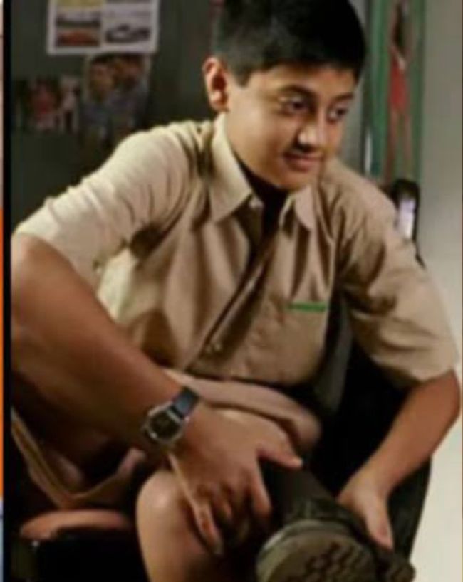 ईशान अवस्थी का बड़ा भाई