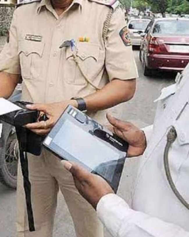 मोटर व्हीकल एक्ट क्या कहता है?