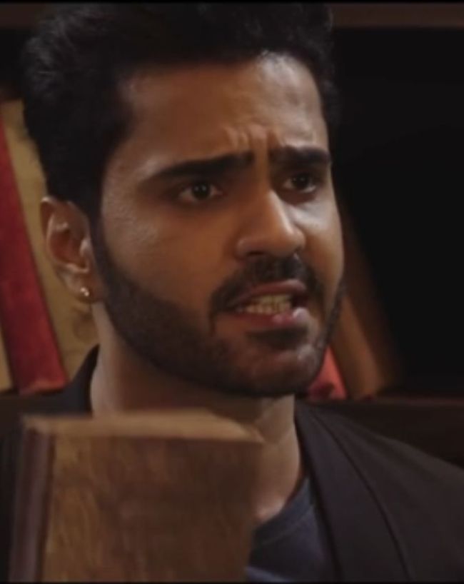 जमकर हुई ट्रोलिंग