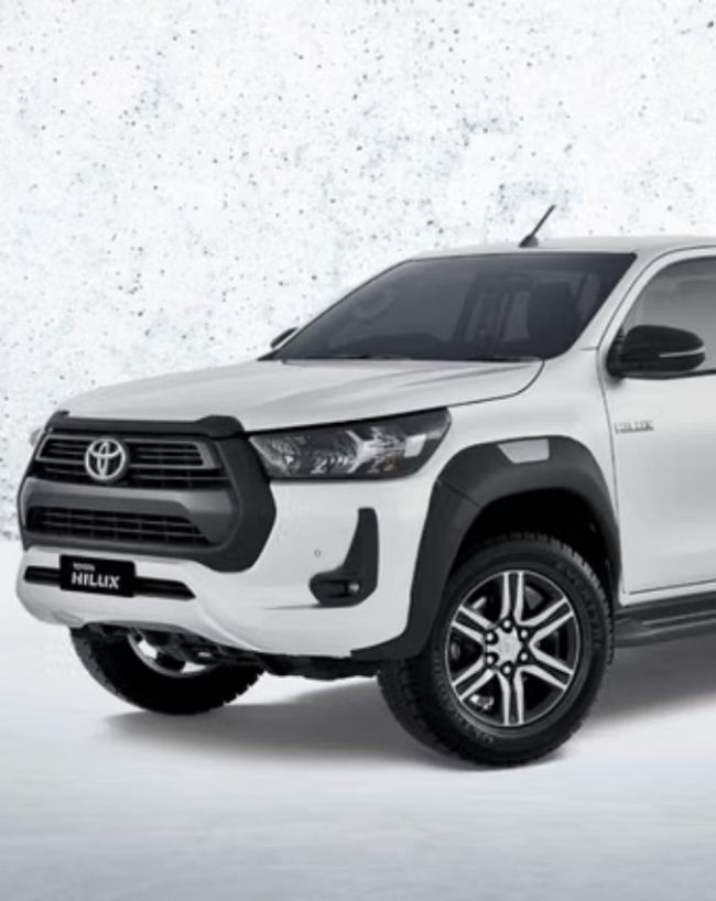 नई Toyota Hilux भी होगी लॉन्च