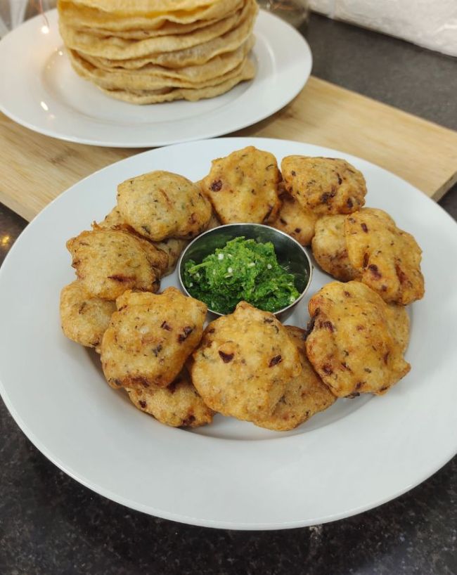 पकोड़े को सिर्फ पकोड़ा भी कहते हैं 