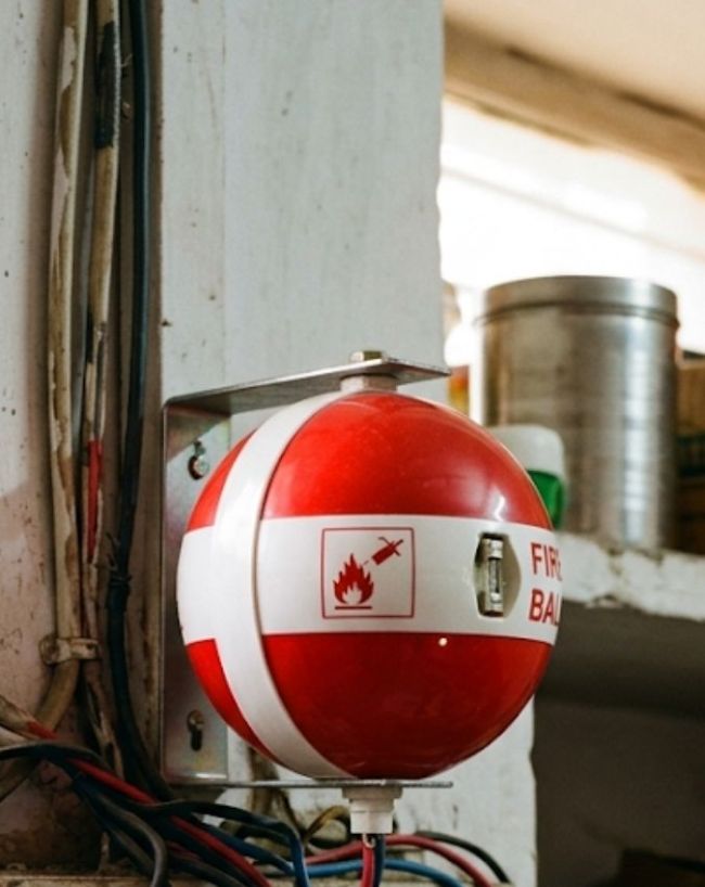 ऑटोमैटिक फायर एक्सटिंग्विशिंग बॉल (Automatic Fire Extinguishing ball)