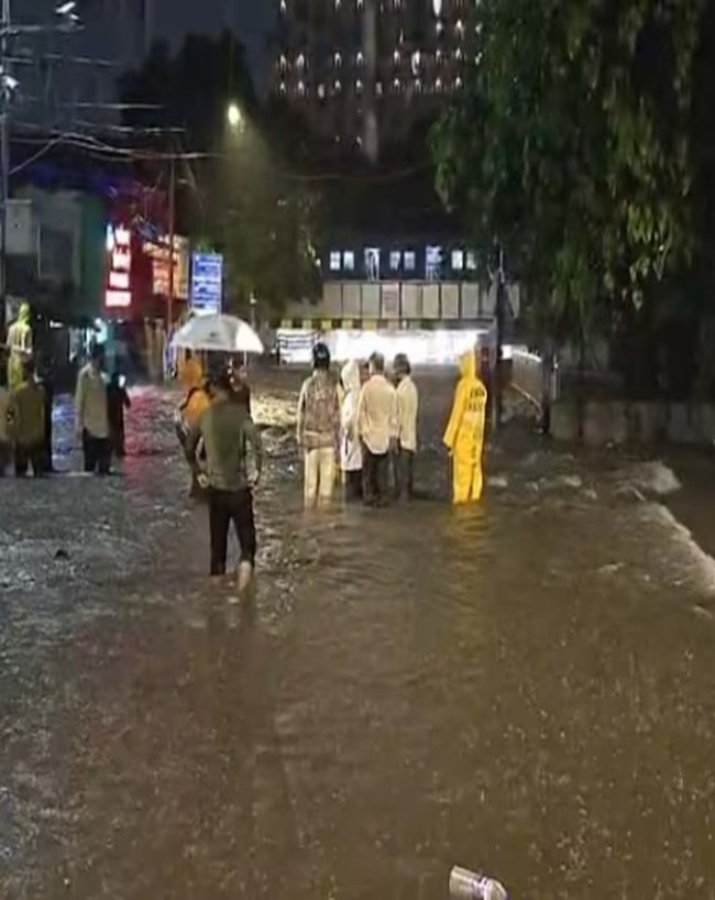 IMD ने जारी की मुंबई में भारी बारिश की चेतावनी