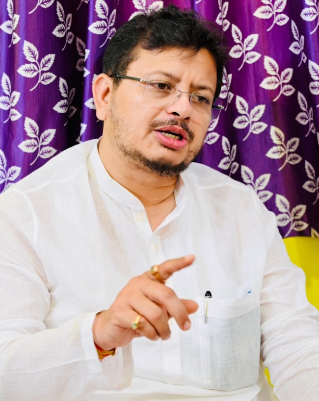 ममता के खिलाफ विद्रोह