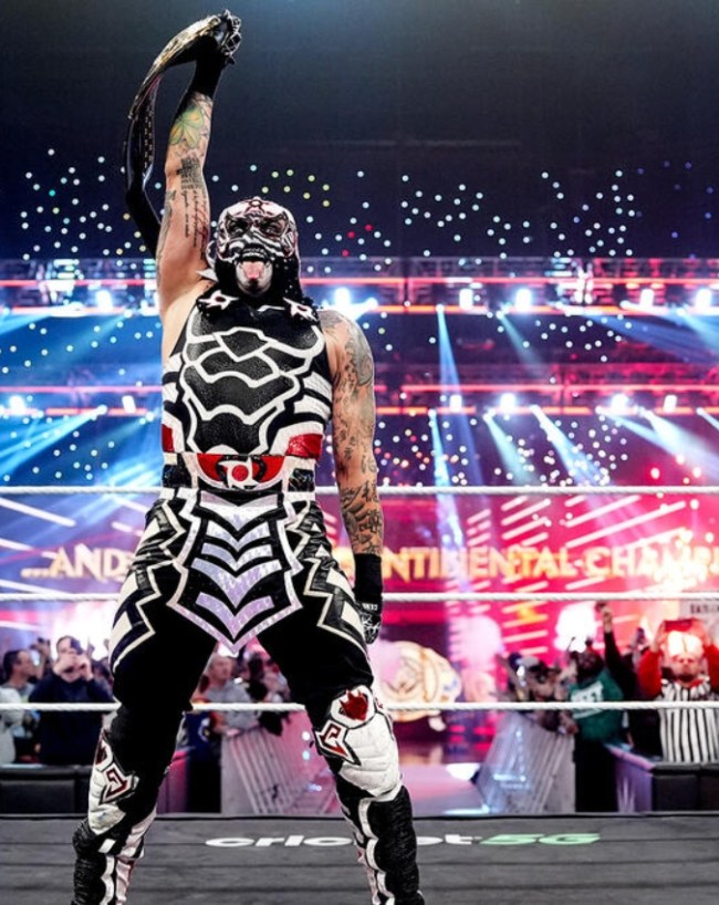 WWE Raw में हुई बातचीत