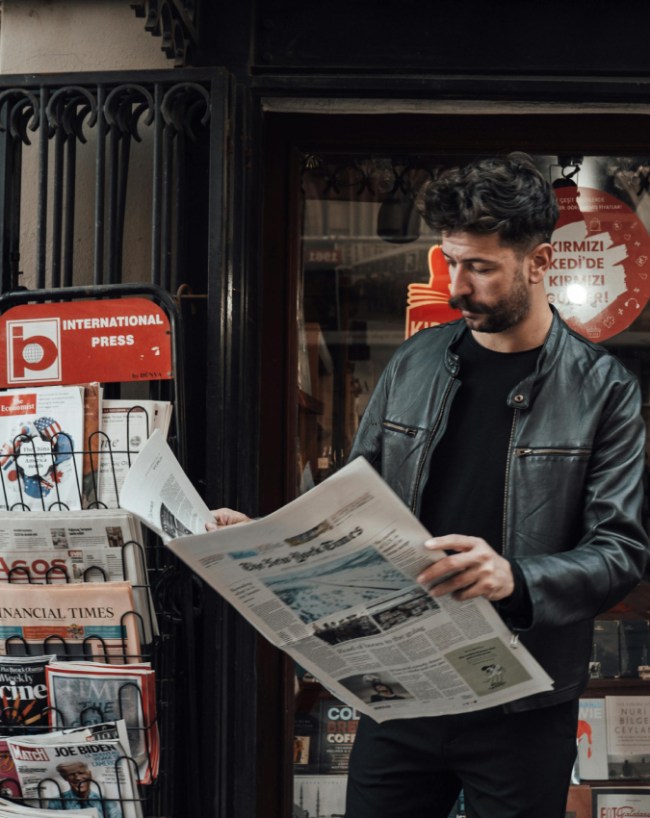 Gen Z को क्यों पसंद आ रही हैं Zines?