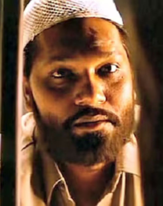 'दृश्यम' को छोड़ा पीछे