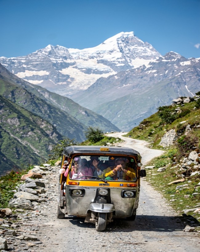यात्रियों से मिली शिकायतों के बाद लिया फैसला