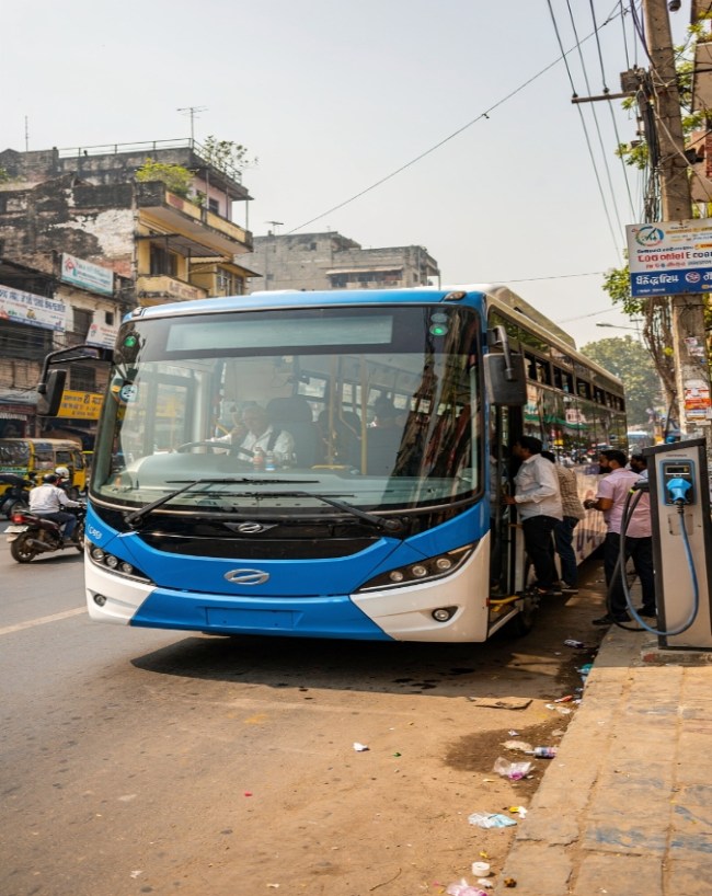 इलेक्ट्रिक बसों को बढ़ावा