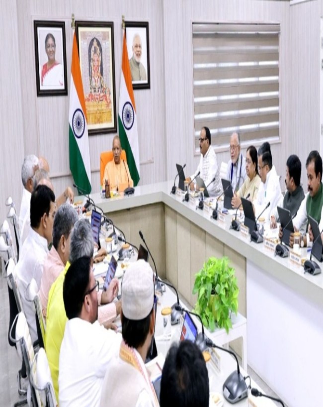 कई विभागों के प्रस्तावों पर मुहर