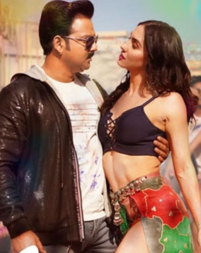 बॉलीवुड एक्ट्रेस संग दिखी थी कमाल की जोड़ी
