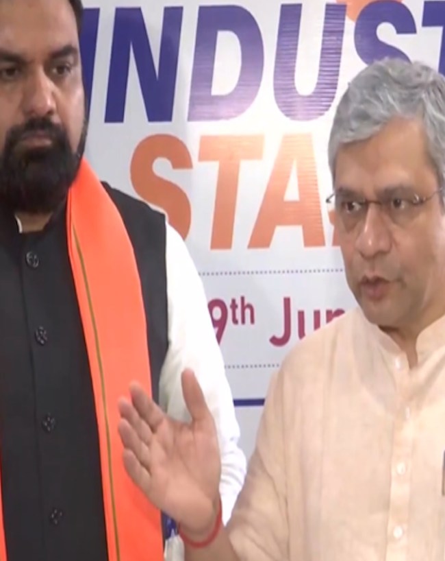 दिल्ली से वाराणसी होते हुए पटना जाएगी बुलेट