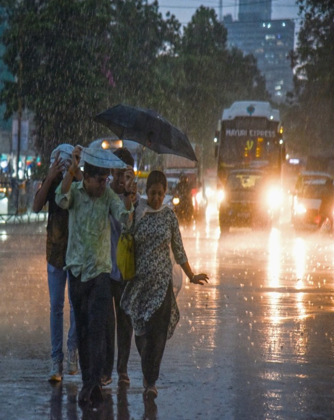 आज कहां-कहां होगी बारिश?