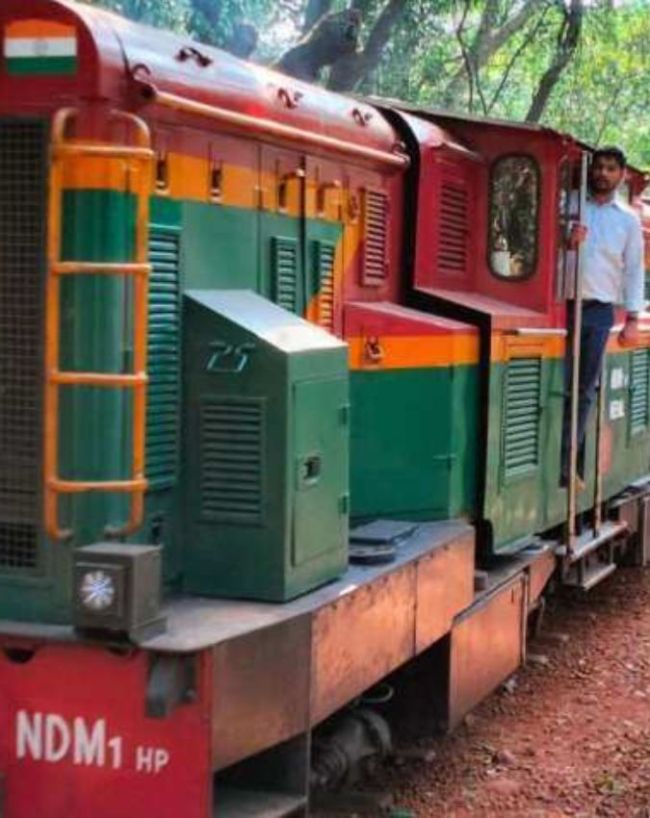 सिलीगुड़ी से दार्जिलिंग हिमालयन रेलवे ट्रैक