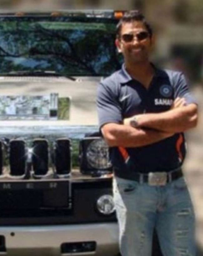 Mercedes-Benz GLE और Hummer H2 भी हैं गैराज का हिस्सा