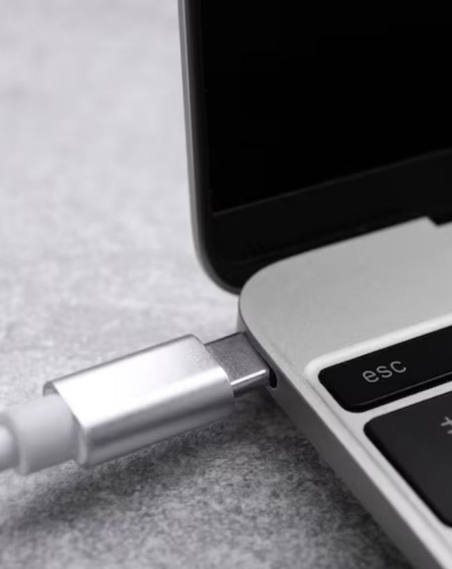 सभी USB-C पोर्ट की क्षमता एक जैसी नहीं होती
