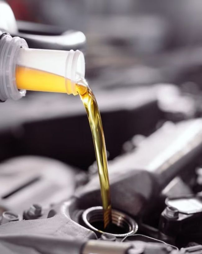 कम चलने वाली कार में कब बदलें इंजन ऑयल?