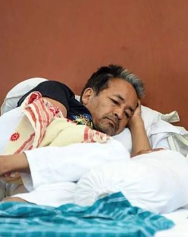  भूख हड़ताल और प्रोटेस्ट 