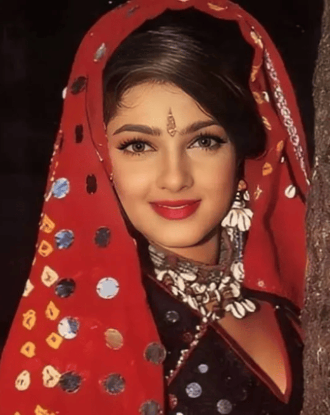 ममता कुलकर्णी