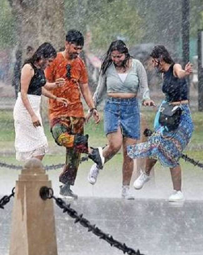 सावधानी बरतने की दी गई सलाह सावधानी बरतने की दी गई सलाह