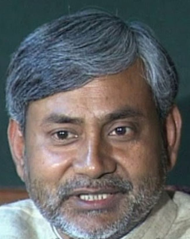 नीतीश कुमार 