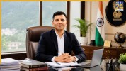 आईएएस अधिकारी विजय वर्धन की संघर्ष और सफलता की कहानी
