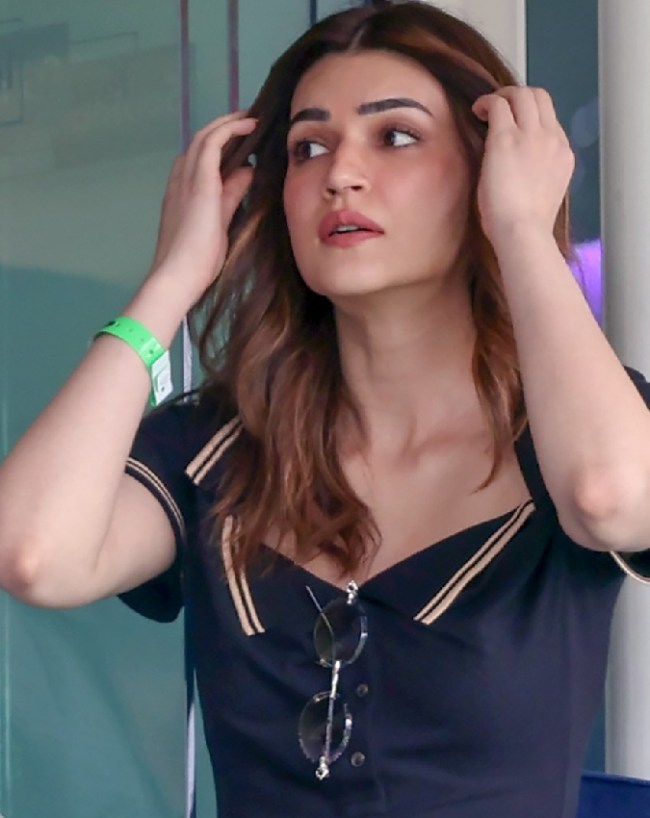कृति सेनन 