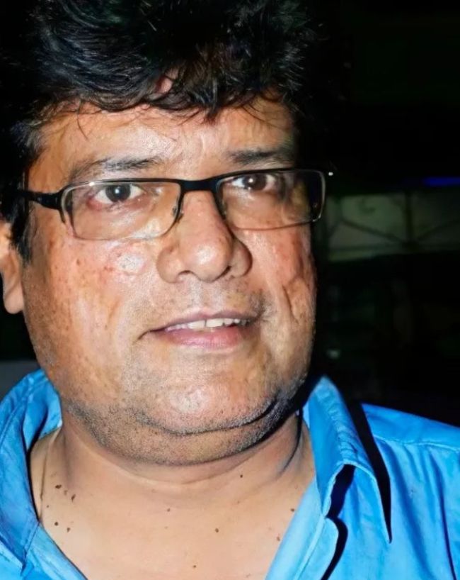 शूटिंग के दौरान कीड़े ने काटा