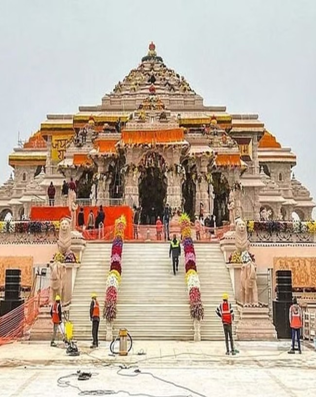 पर्यटकों के लिए नहीं है ये नियम