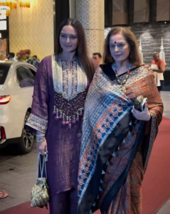 सोनाक्षी सिन्हा
