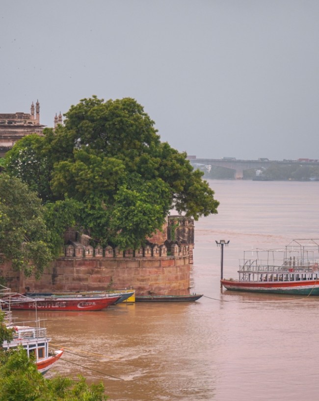 खुद को साफ कैसे कर लेती है गंगा