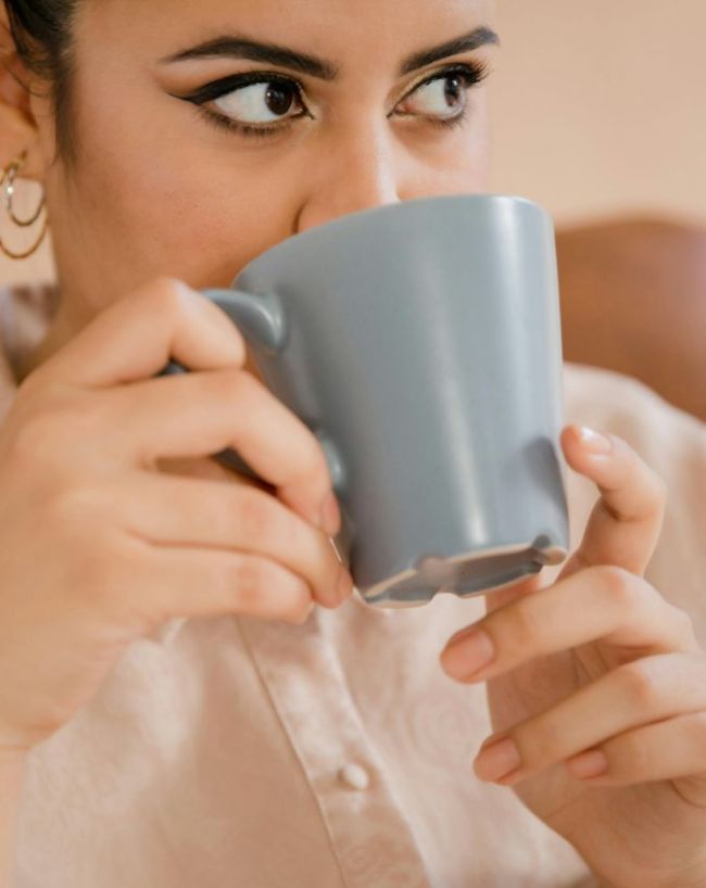 क्या ज्यादा चाय-कॉफी पीते हैं?